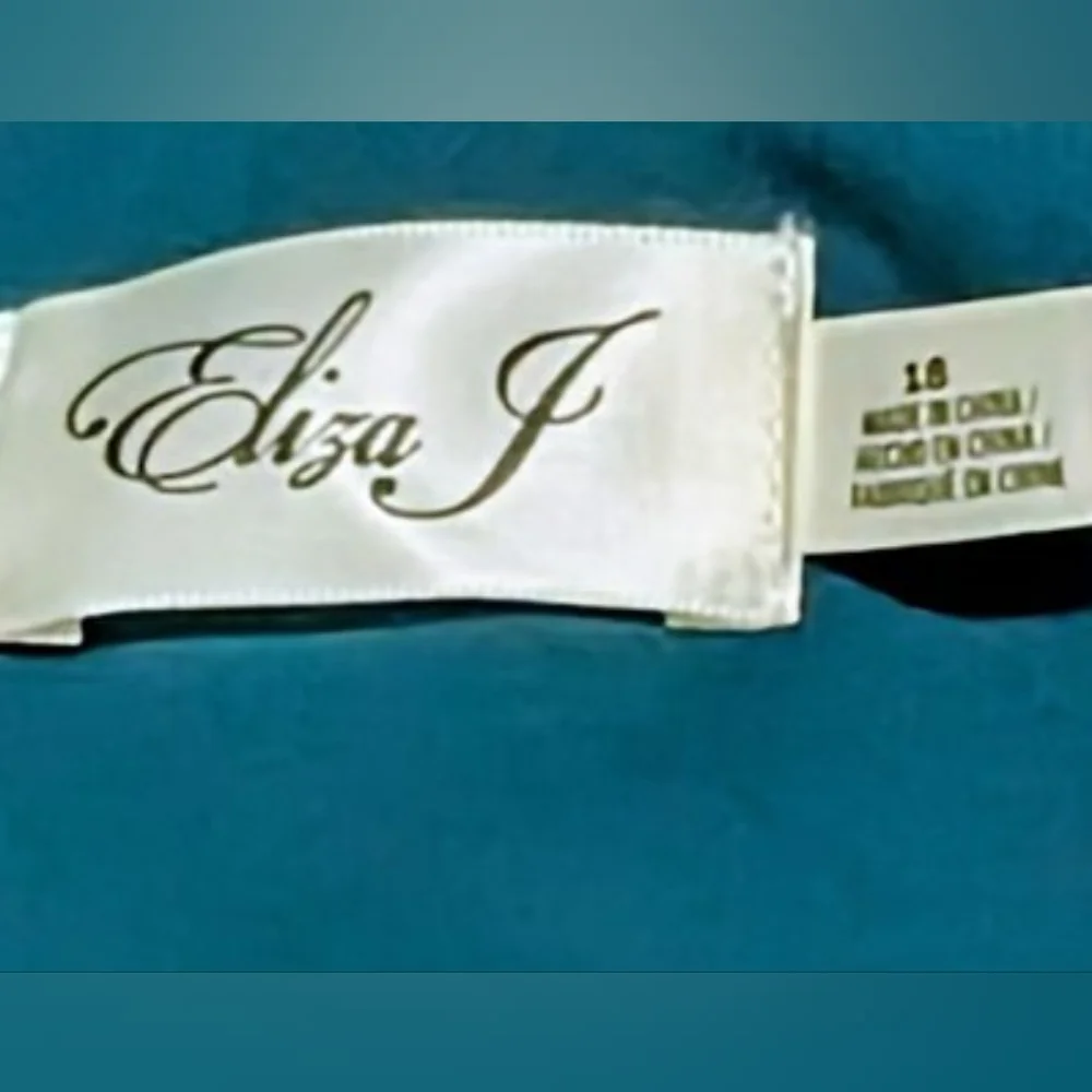 Eliza J, NWT, Ruffle Sheath Dress, in Peacock, Knee Length, Size 18 - Picture 3 of 11